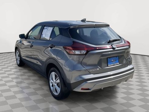 Used 2021 Nissan Kicks S FWD image 12