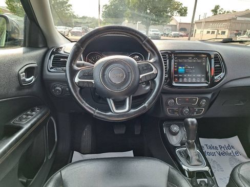 Used 2020 Jeep Compass Limited AWD/4WD image 3