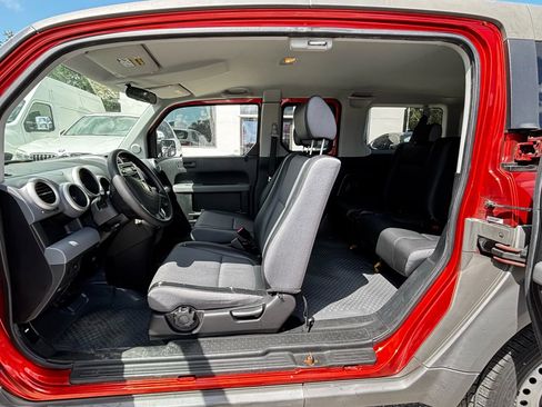 Used 2004 Honda Element LX image 13