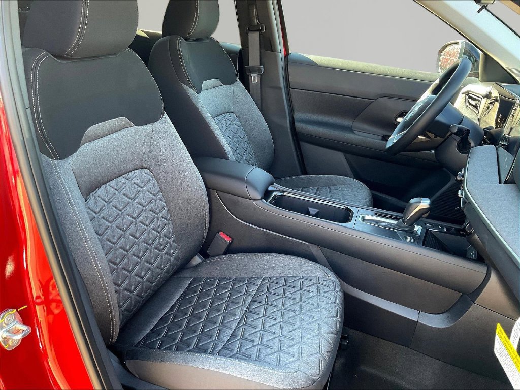 New 2027 Nissan Kicks SV FWD image 11