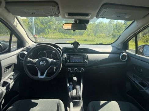 Used 2021 Nissan Versa S FWD image 15