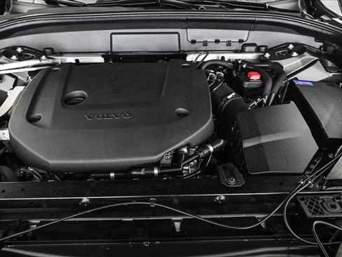 Used 2023 Volvo XC60 B6 Ultimate image 23