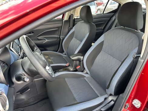 Used 2025 Nissan Versa SV w/ Trunk Package FWD image 14