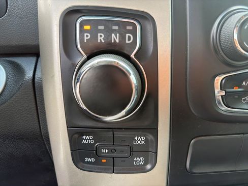 Used 2014 RAM 1500 Big Horn image 38