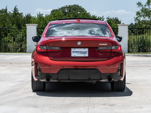 Used 2024 BMW 330i Sedan w/ M Sport Package RWD image 8