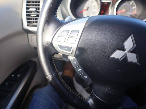 Used 2008 Mitsubishi Outlander SE FWD image 53