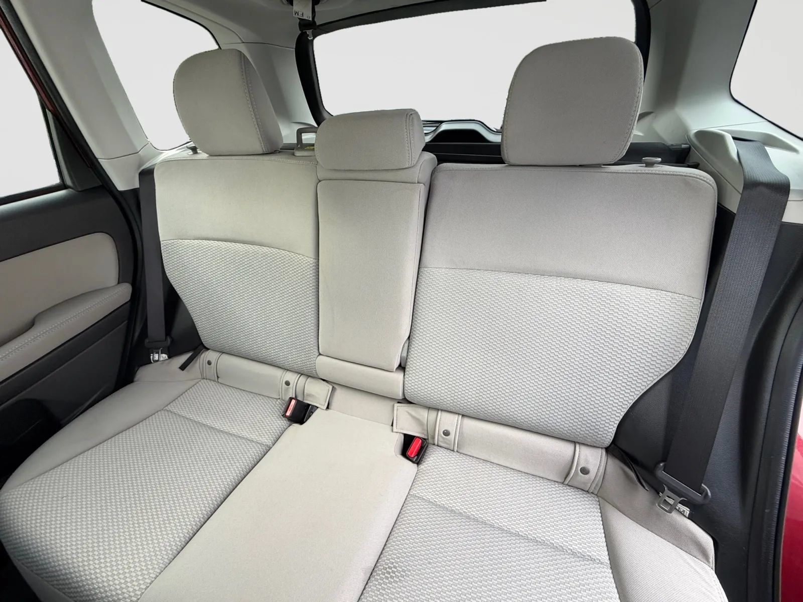 Used 2016 Subaru Forester 2.5i Premium w/ All-Weather Package AWD/4WD image 15
