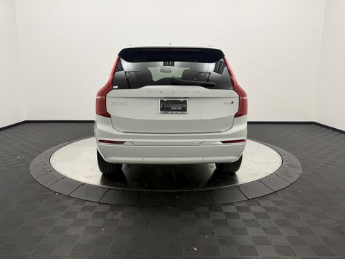 Certified 2024 Volvo XC90 B6 Ultimate w/ Protection Package Premier image 6