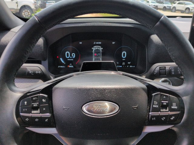 Used 2025 Ford Explorer Platinum RWD image 35