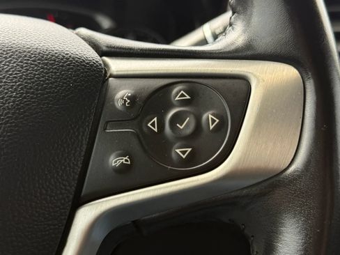 Used 2020 GMC Acadia SLT FWD image 20