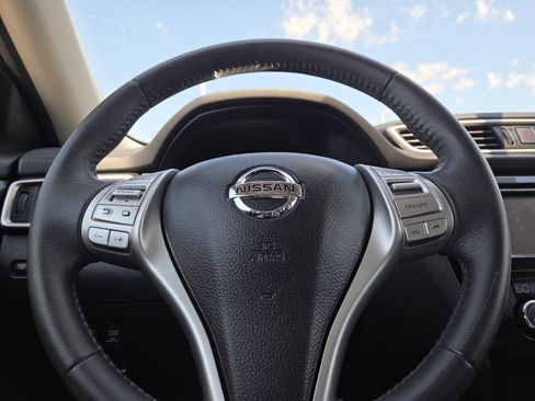 Used 2014 Nissan Rogue SL AWD/4WD image 26