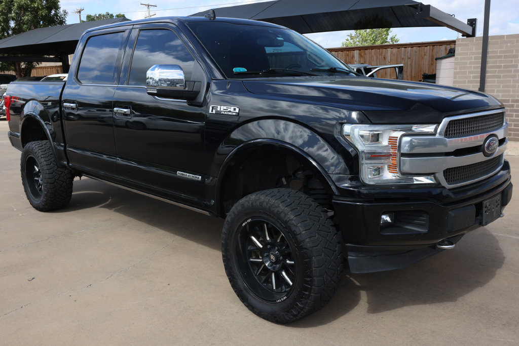 Used 2018 Ford F150 Platinum w/ Equipment Group 701A Luxury AWD/4WD image 3