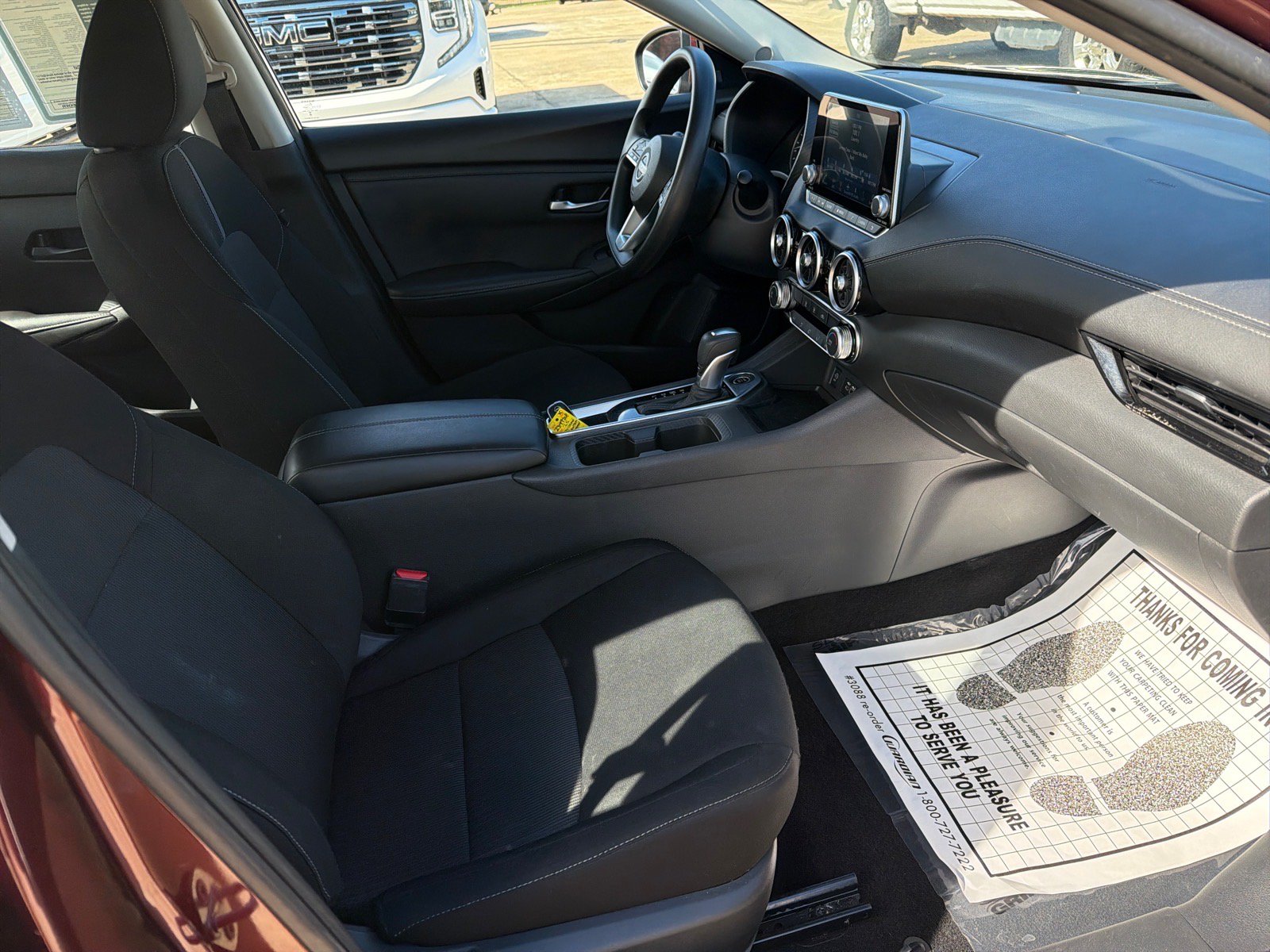 Used 2025 Nissan Sentra SV FWD image 13