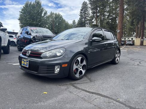 Used 2012 Volkswagen Golf 4-Door FWD image 1