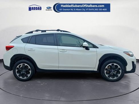 Used 2023 Subaru Crosstrek 2.0i Premium image 6