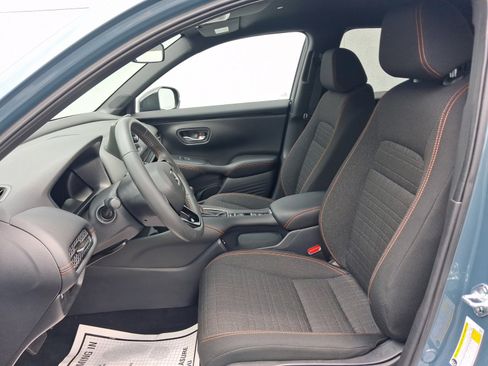 Used 2024 Honda HR-V Sport image 5