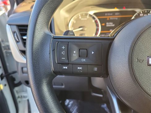 Certified 2023 Nissan Rogue SV image 19
