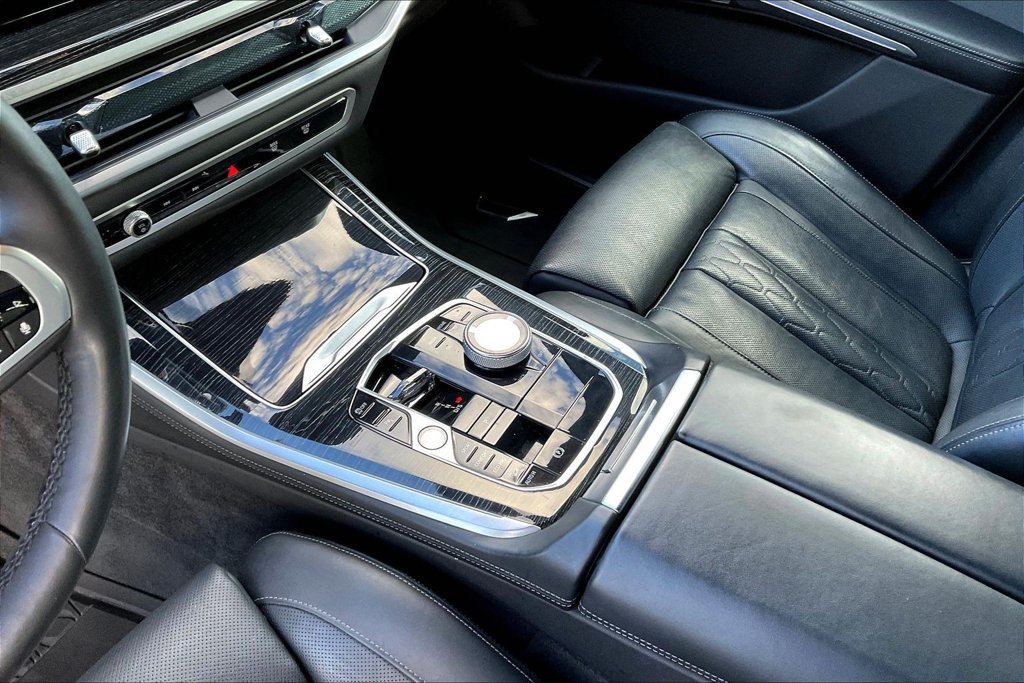 Certified 2025 BMW X5 xDrive40i w/ Executive Package AWD/4WD image 18