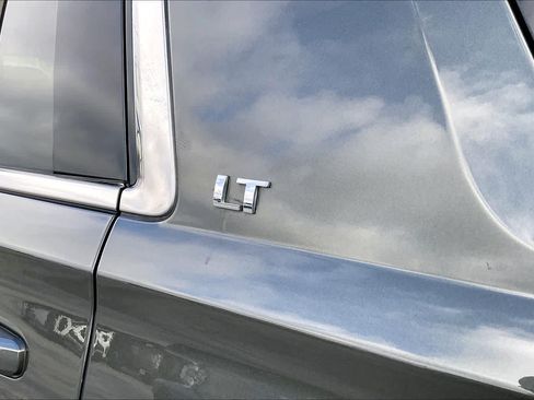Used 2019 Chevrolet Tahoe LT w/ Texas Edition Package RWD image 10