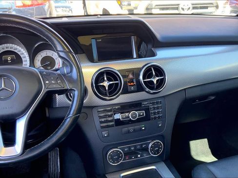 Used 2014 Mercedes-Benz GLK 350 2WD image 7