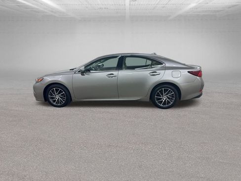Used 2017 Lexus ES 350 image 7