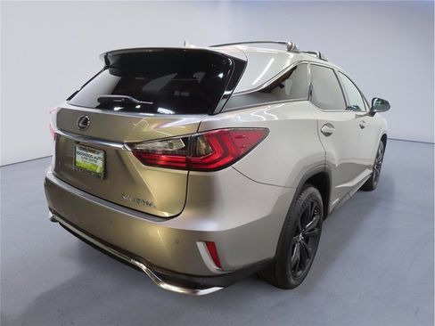Used 2018 Lexus RX 450hL Luxury image 6