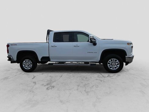 Used 2021 Chevrolet Silverado 2500 LTZ image 9