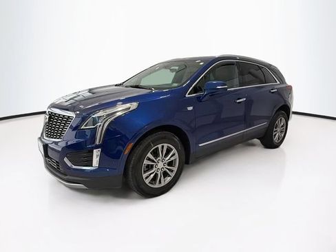 Certified 2023 Cadillac XT5 Premium Luxury w/ Technology Package AWD/4WD image 3