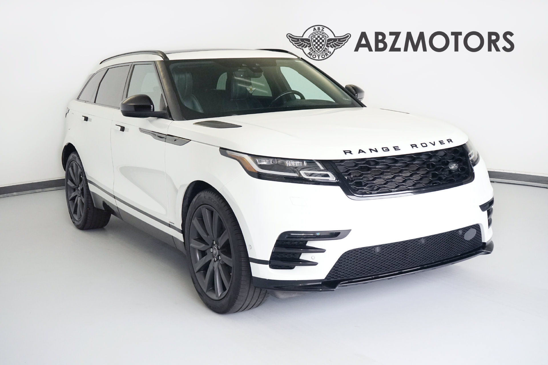 Used 2018 Land Rover Range Rover Velar AWD/4WD image 1