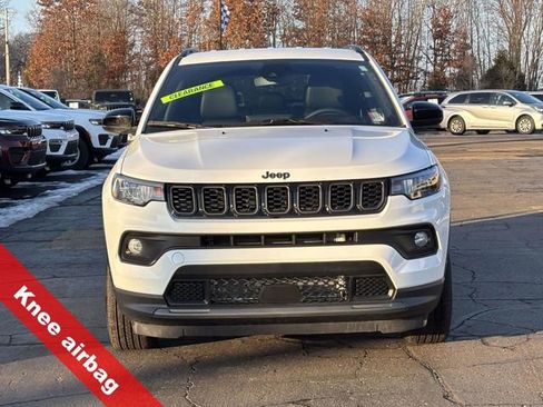 New 2026 Jeep Compass Latitude image 30