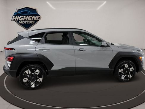 Used 2025 Hyundai Kona SEL image 7