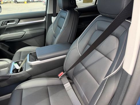 New 2027 GMC Terrain Denali w/ LPO, Floor Liner Package AWD/4WD image 15