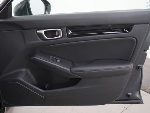 Used 2024 Honda Civic EX-L image 9