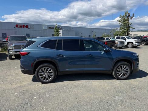 Certified 2025 Buick Enclave Preferred AWD/4WD image 10