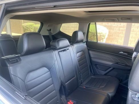 Used 2021 Volkswagen Atlas SEL Premium image 6