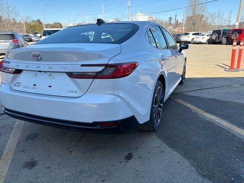 New 2026 Toyota Camry XLE image 7