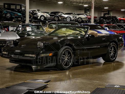 Used 1992 Chevrolet Corvette Convertible image 29