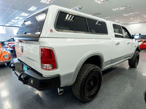 Used 2014 RAM 2500 Laramie w/ Convenience Group AWD/4WD image 5