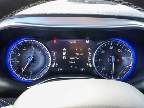 New 2026 Chrysler Pacifica Limited AWD/4WD image 27