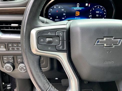 Used 2022 Chevrolet Tahoe Z71 w/ Luxury Package image 10