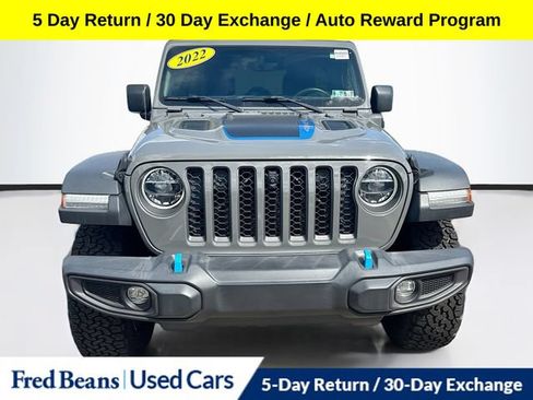 Used 2022 Jeep Wrangler Unlimited Rubicon 4xe AWD/4WD image 3