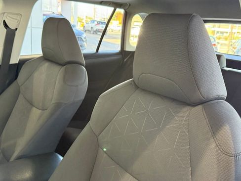 Used 2019 Toyota RAV4 XLE w/ Carpet Mat Package image 20