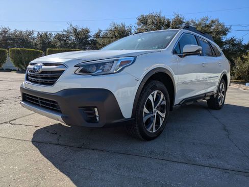 Used 2021 Subaru Outback Limited image 8
