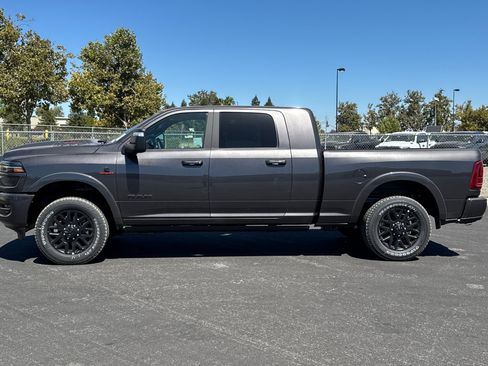 New 2026 RAM 2500 Limited AWD/4WD image 6