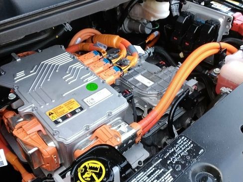 Used 2019 Chevrolet Bolt Premier w/ Infotainment Package image 26