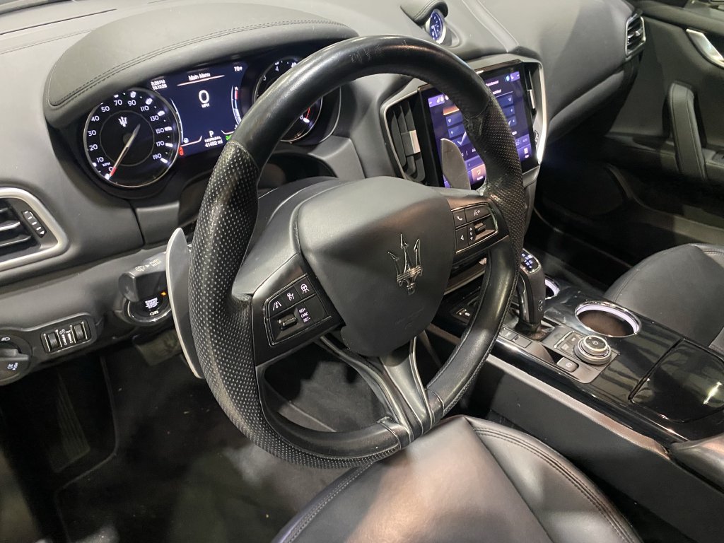 Used 2022 Maserati Ghibli Modena RWD image 3