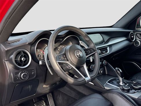 Used 2019 Alfa Romeo Stelvio Ti Sport w/ Quick Order Package 22S Sport image 10