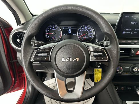 Used 2023 Kia Forte LXS image 18