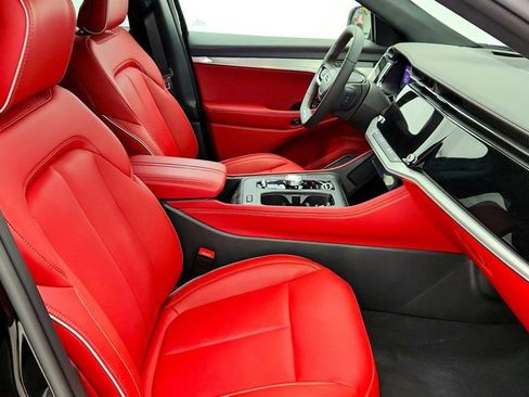 Used 2025 Jeep Wagoneer S Launch Edition image 25