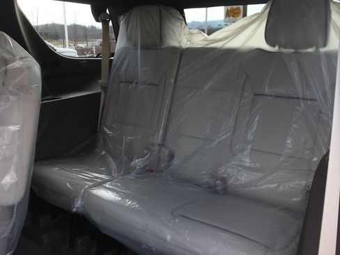 New 2026 GMC Yukon Denali image 12